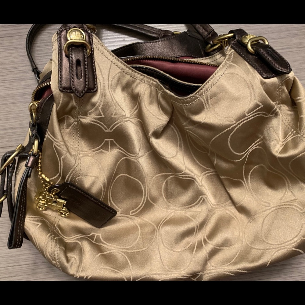 Coach purse and wallet